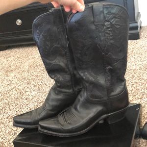 Lucchese cowgirl Boots!
